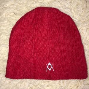 VOLKL red 100% lambswool beanie
